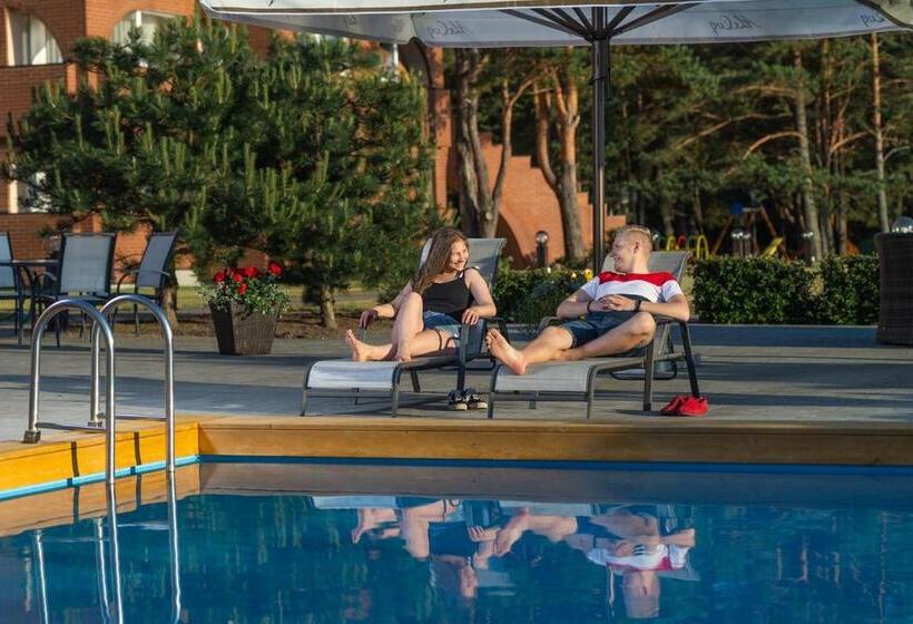 سوئیت با وان آب گرم, Lepanina Hotell
