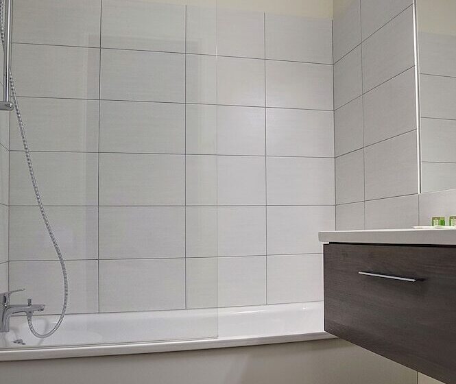 Номер Стандарт, Logis Le Relais De Sassenage