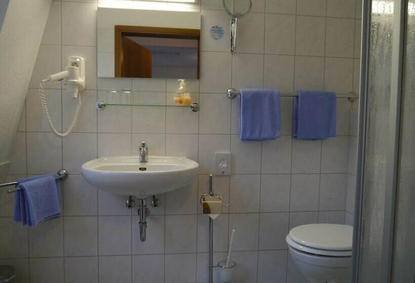 标准间, Müggenburg