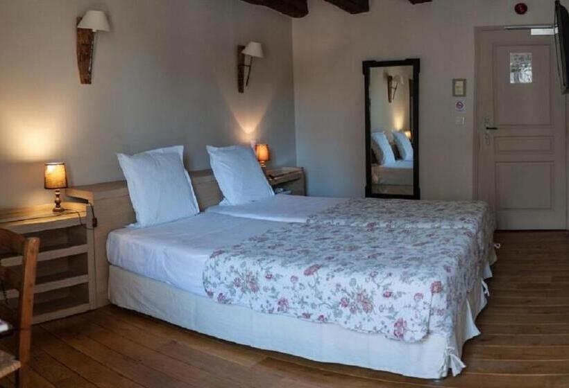 Номер Стандарт, Logis Hôtel Relais De La Mothe