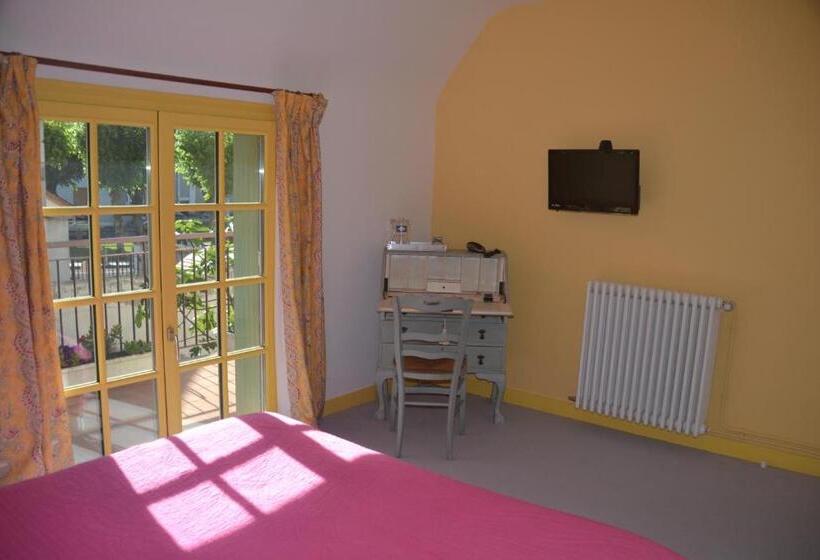 Семейный Номер, Logis Hôtel Relais De La Mothe