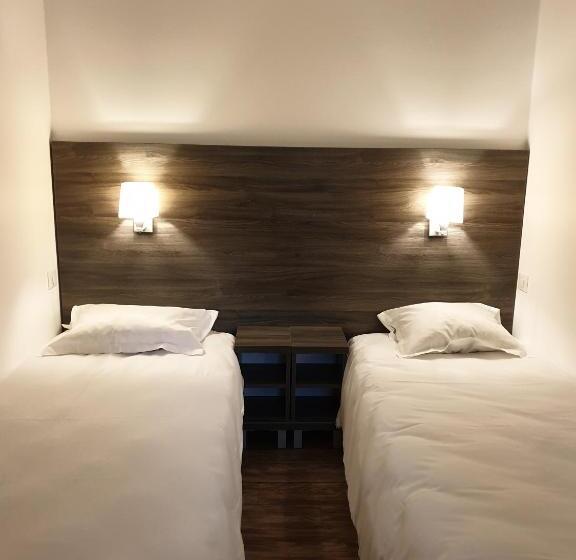 스탠다드 룸, Logis Hotel Des Portes De Meuse