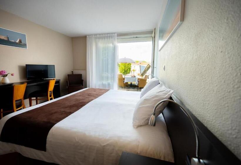 标准间, & Restaurant Des Remparts