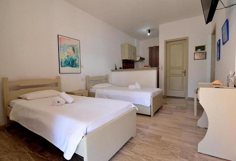 四人标准间, Soulis