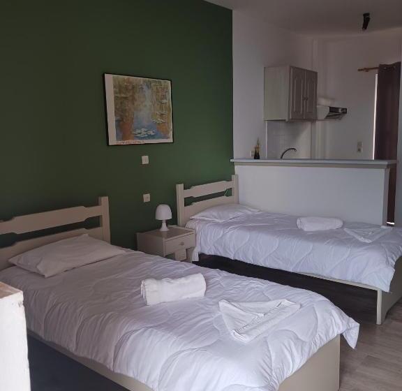 四人标准间, Soulis