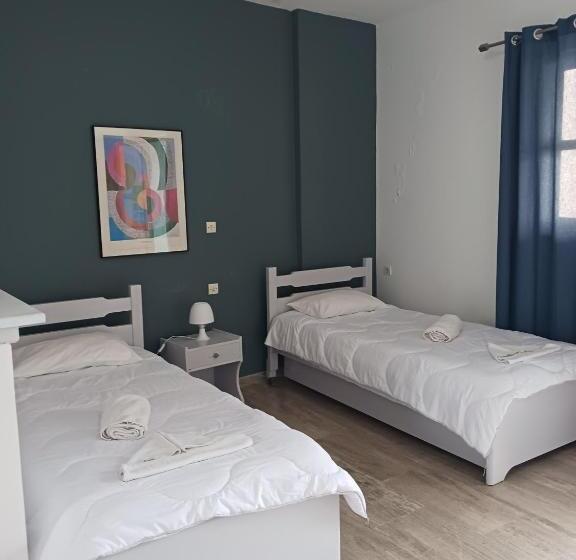 四人标准间, Soulis