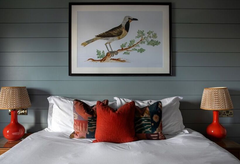 Семейный Номер, The Bridge