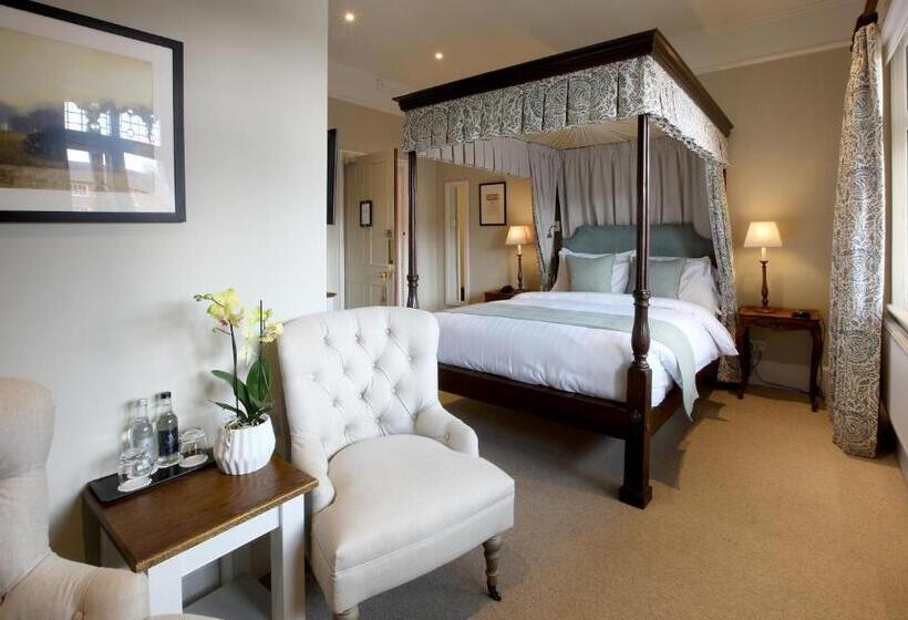 デラックスルーム, The Five Arrows