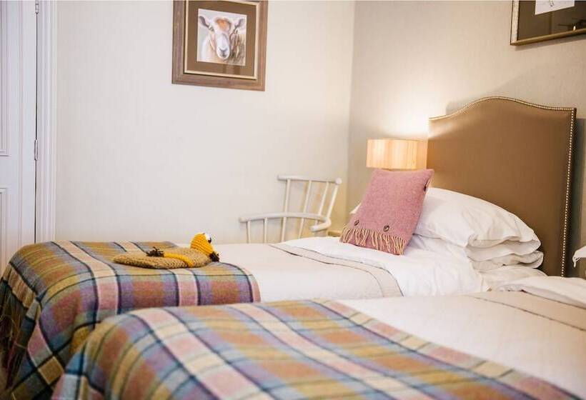 标准间, The Golden Lion At Settle