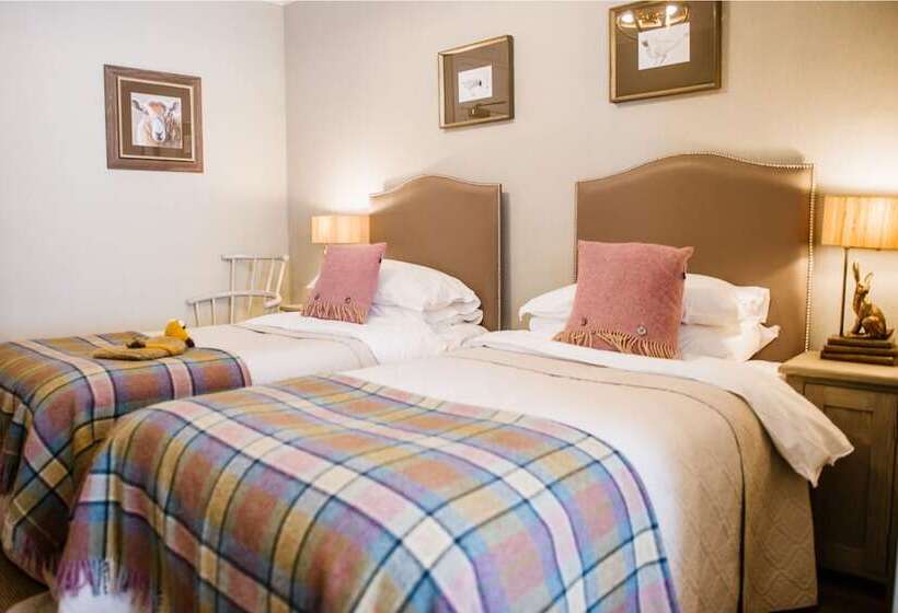 标准间, The Golden Lion At Settle