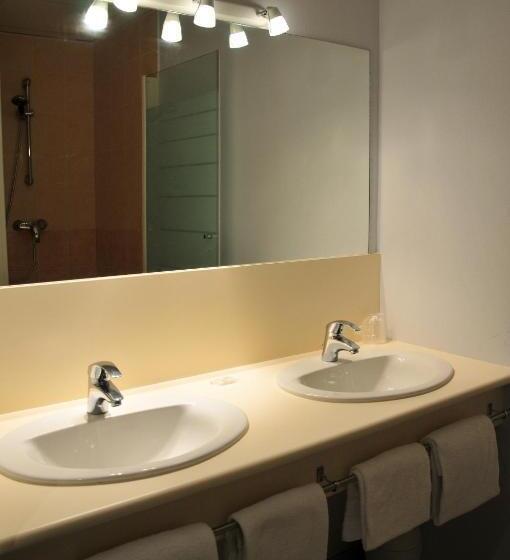 スタンダードルーム, The Originals Tours Sud Pic Epeiche