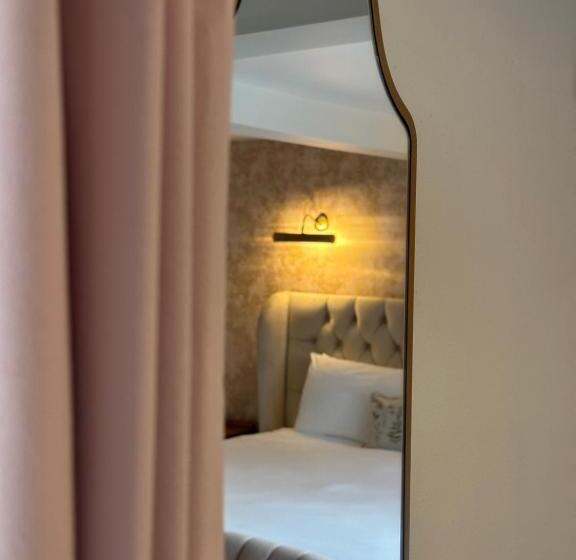 高级大房间, The Unicorn Inn