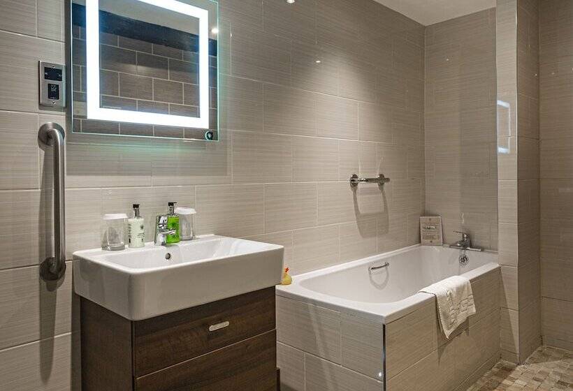 Номер Стандарт Адаптированный для Инвалидов, The White Hart Royal, Moretoninmarsh, Cotswolds