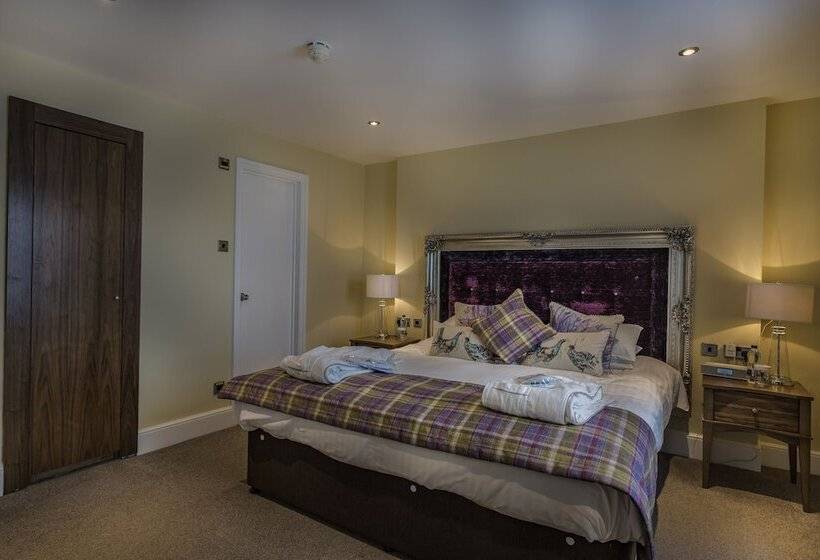 Номер Superior, The White Hart Royal, Moretoninmarsh, Cotswolds