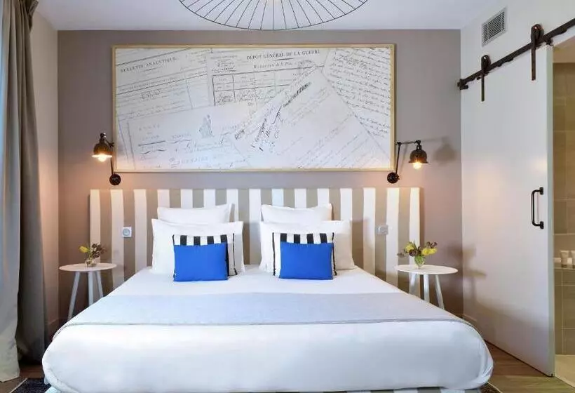 Classic Room with Terrace, Le Général D Elbée Hotel & Spa   Teritoria