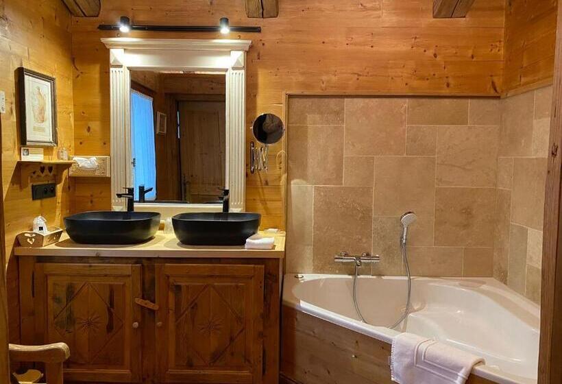 Семейный Номер, Les Chalets De La Serraz