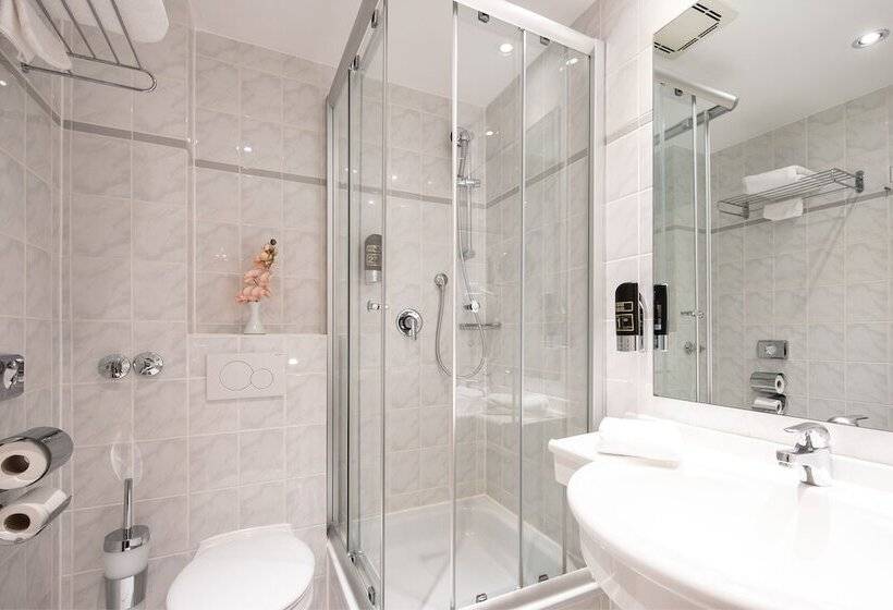 Номер Стандарт, Ringhotel Klövensteen