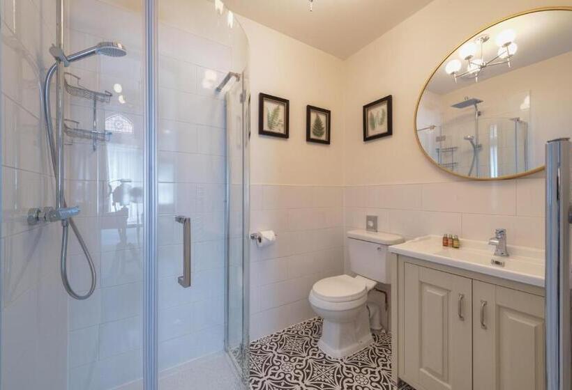 带大床的行政房间, Somerset House Boutique Hotel And Restaurant