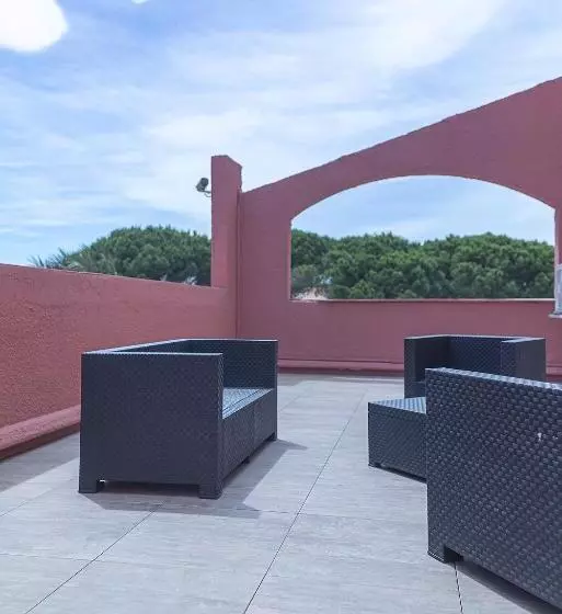 اتاق خانوادگی, The Originals City, Relax Otel & Spa, Le Barcarès