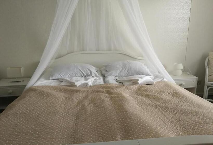 ファミリールーム, Villa Vanessa