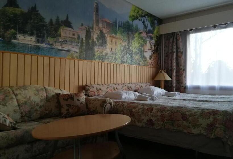 ファミリールーム, Villa Vanessa