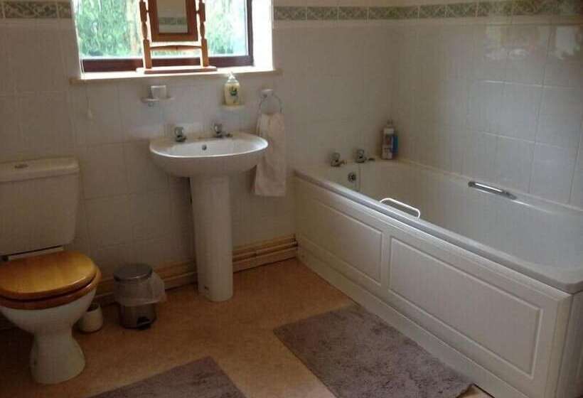 Номер Стандарт Трехместный, Westgrange House Bed & Breakfast
