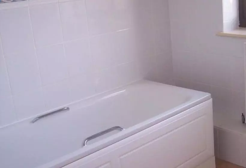 スタンダードトリプルルーム, Westgrange House Bed & Breakfast