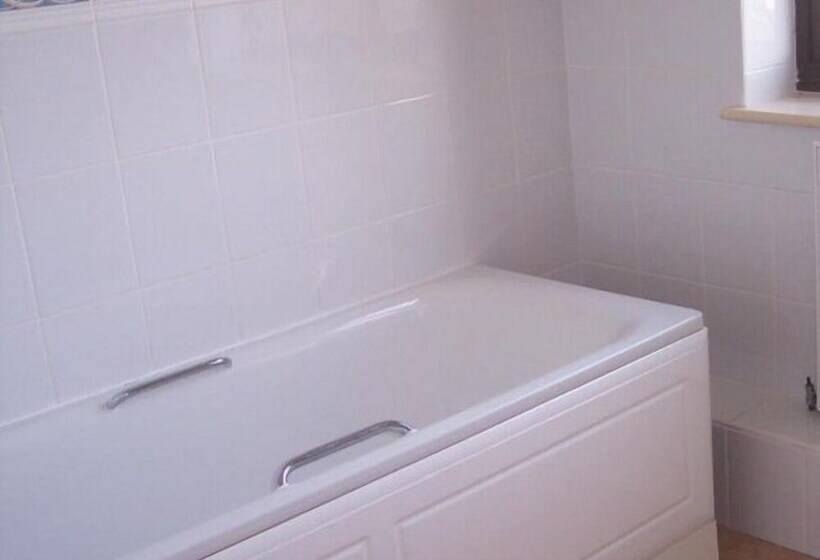 标准三人间, Westgrange House Bed & Breakfast