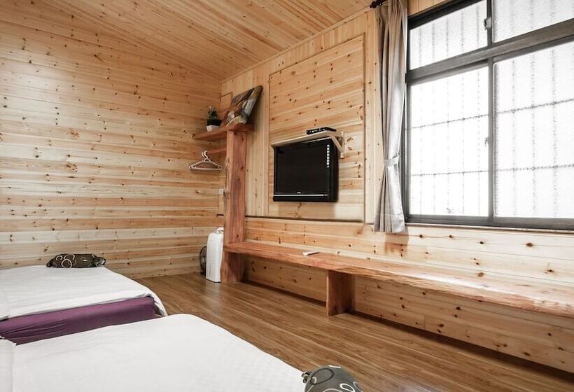 اتاق کلاسیک چهارنفره, H& Alishan Sunrise B&b