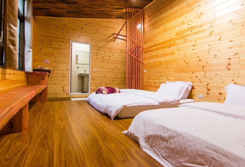 اتاق کلاسیک چهارنفره, H& Alishan Sunrise B&b