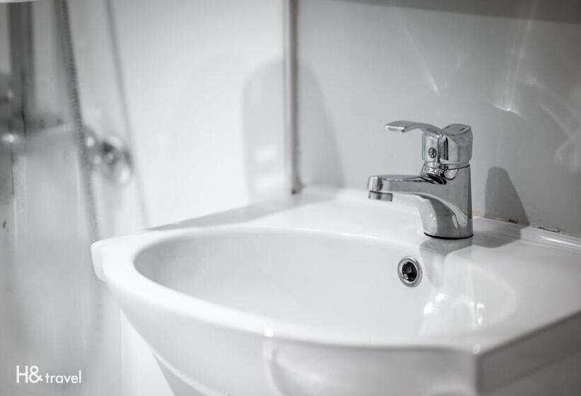 اتاق استاندارد با چشمانداز باغ, H& Alishan Sunrise B&b