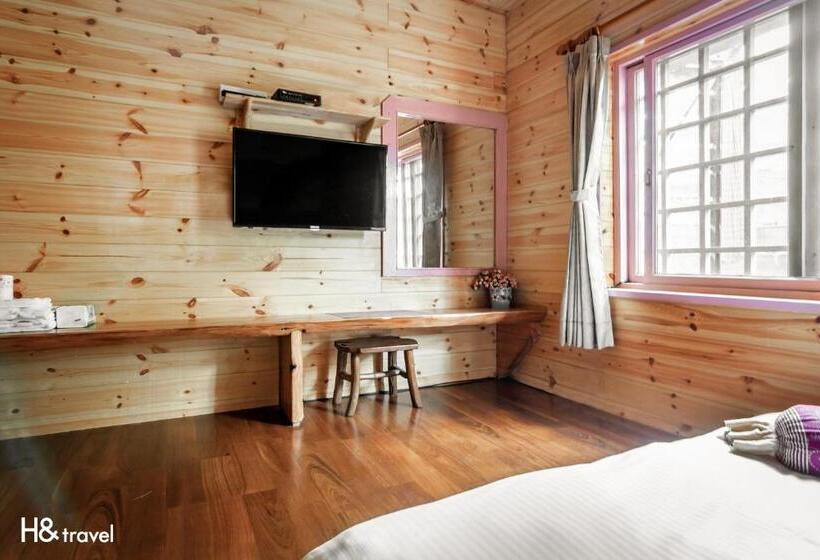 اتاق استاندارد با چشمانداز باغ, H& Alishan Sunrise B&b