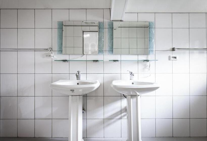 اتاق سوپریور خانوادگی, H& Alishan Sunrise B&b