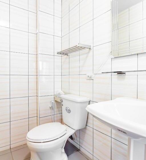 اتاق کلاسیک چهارنفره, H& Alishan Sunrise B&b