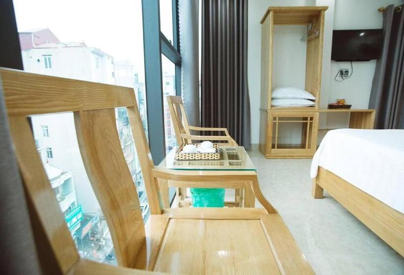 اتاق استاندارد با تخت بزرگ, Khách Sạn Tân Trang