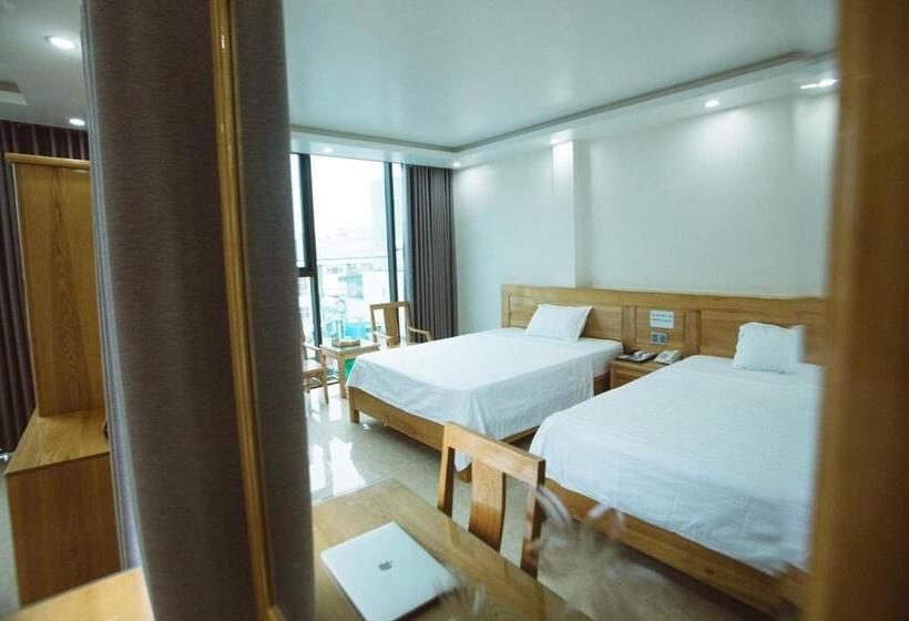 اتاق استاندارد با تخت بزرگ, Khách Sạn Tân Trang