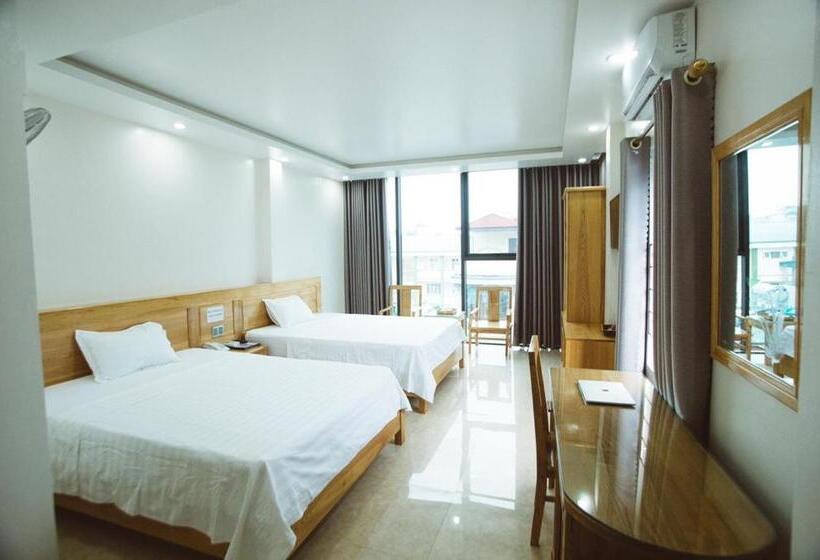 اتاق استاندارد با تخت بزرگ, Khách Sạn Tân Trang