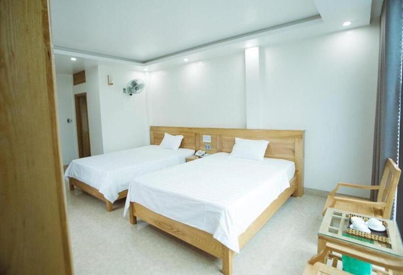 اتاق استاندارد با تخت بزرگ, Khách Sạn Tân Trang