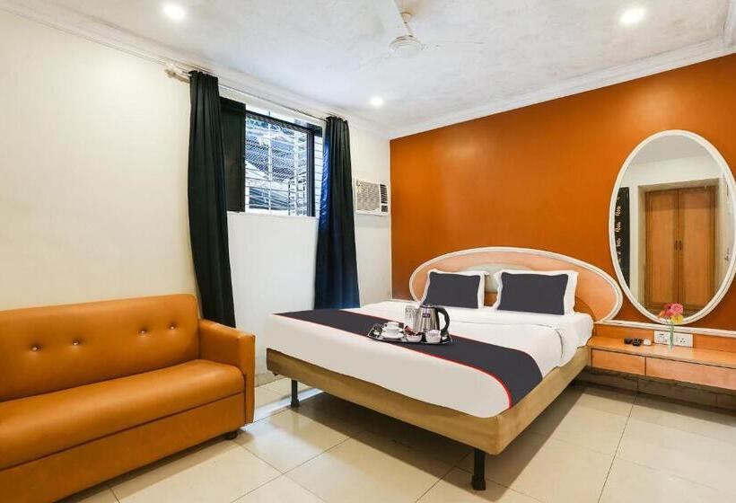 Quarto Triplo Clássico, Collection O 61246 Hotel De Meridian Near Versova Beach