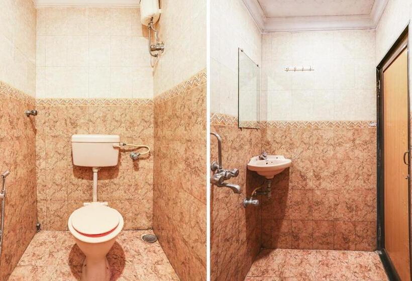 Quarto Triplo Clássico, Collection O 61246 Hotel De Meridian Near Versova Beach