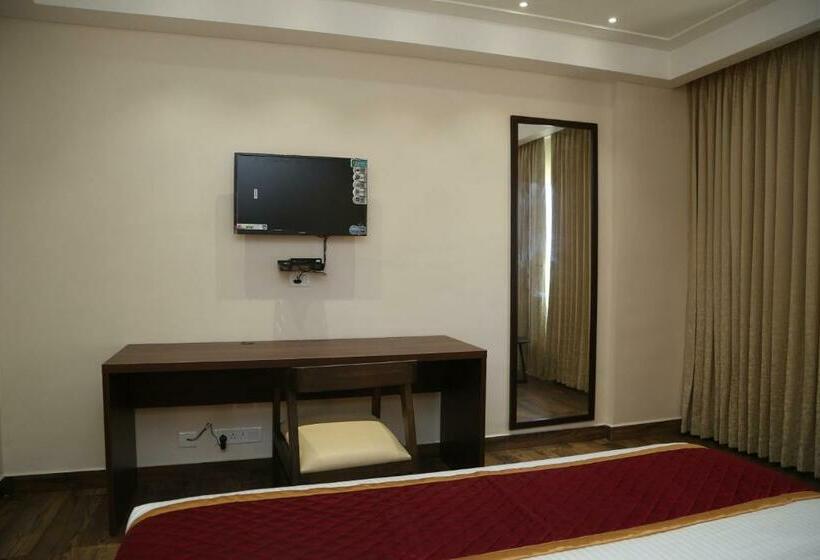 디럭스 룸, Skanda Palace