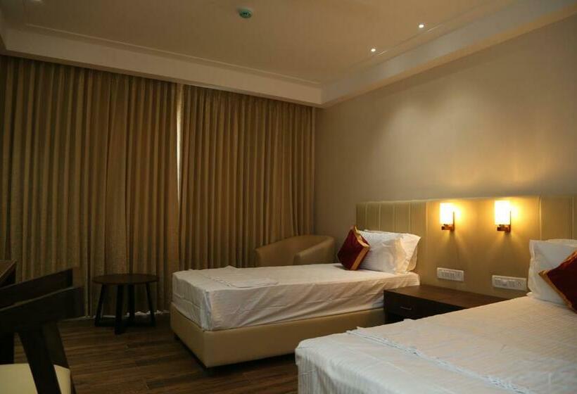 디럭스 룸, Skanda Palace