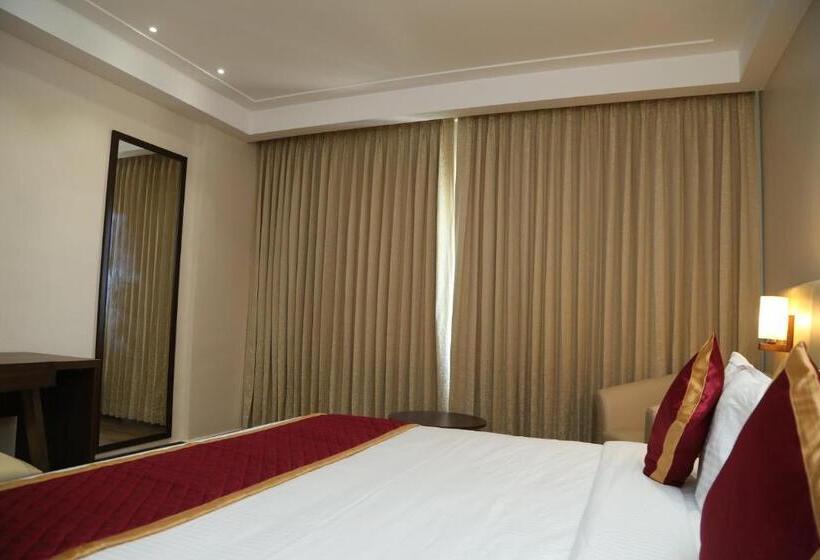 Suíte Familiar, Skanda Palace