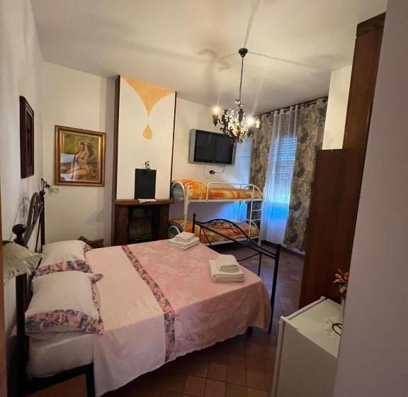 اتاق راحتی سه تخته, B&b La Veronica