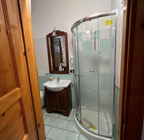 اتاق راحتی سه تخته, B&b La Veronica