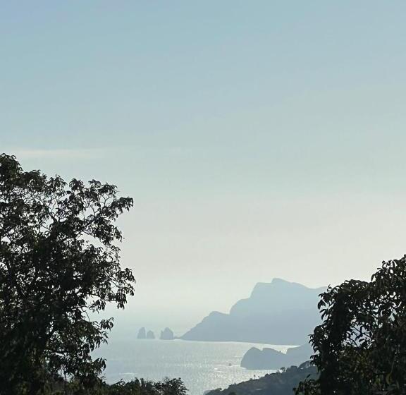 Triple Room Sea View, B&b La Veronica