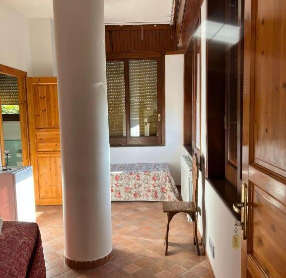 Triple Room Sea View, B&b La Veronica