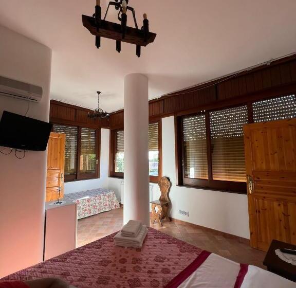 Triple Room Sea View, B&b La Veronica