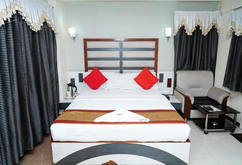 带大床的豪华间, Marshall The