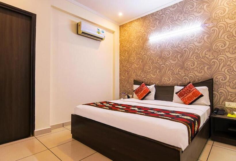 اتاق لوکس, Fabhotel Gazelle Inn